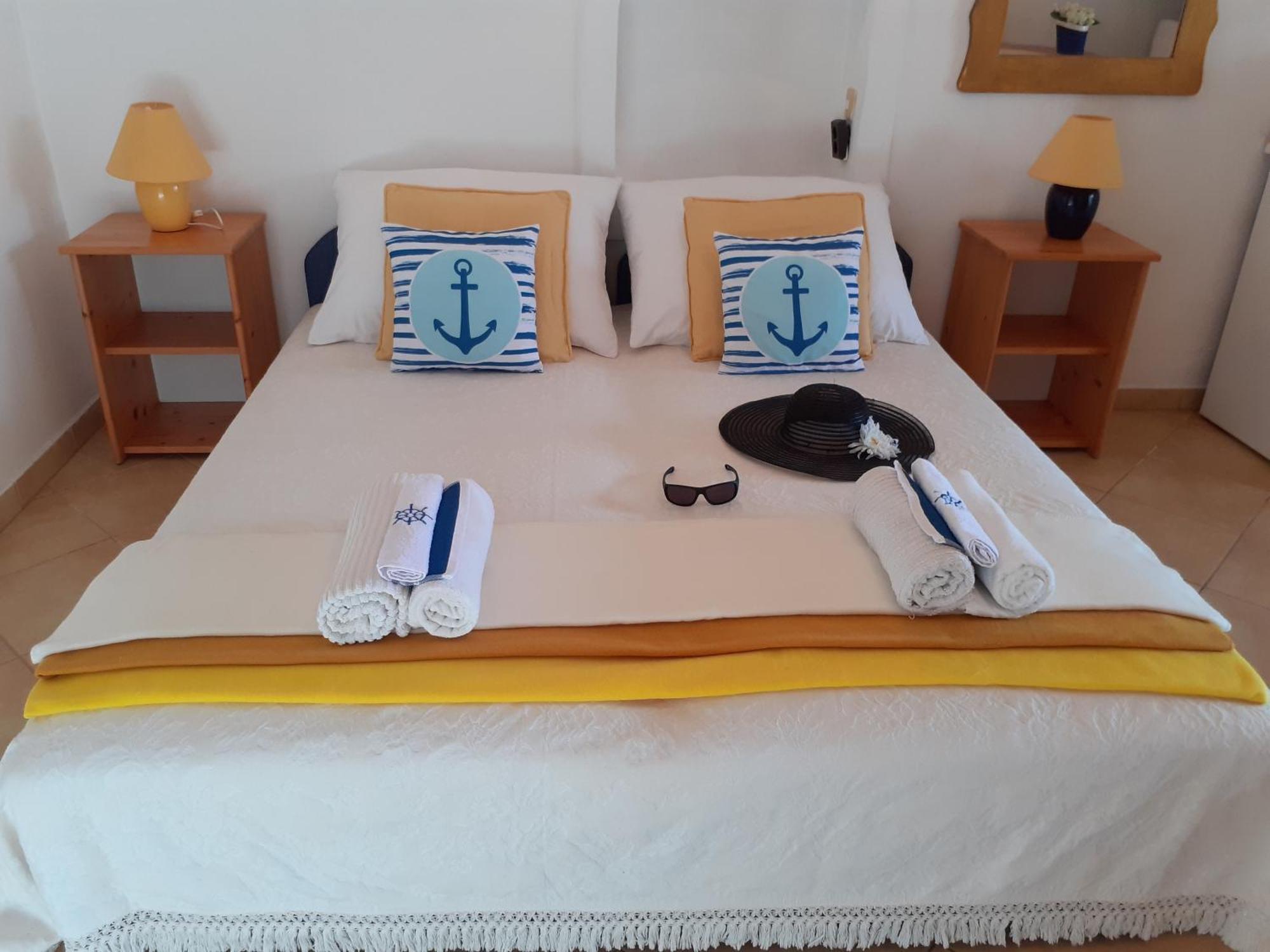 Csopak Mariann Apartman Ruang foto